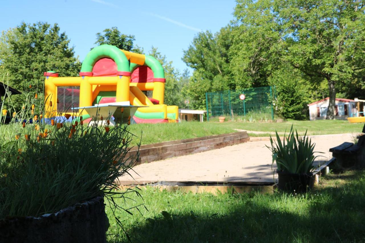Camping Domaine De Mepillat Saint-Nizier-le-Bouchoux Exterior foto
