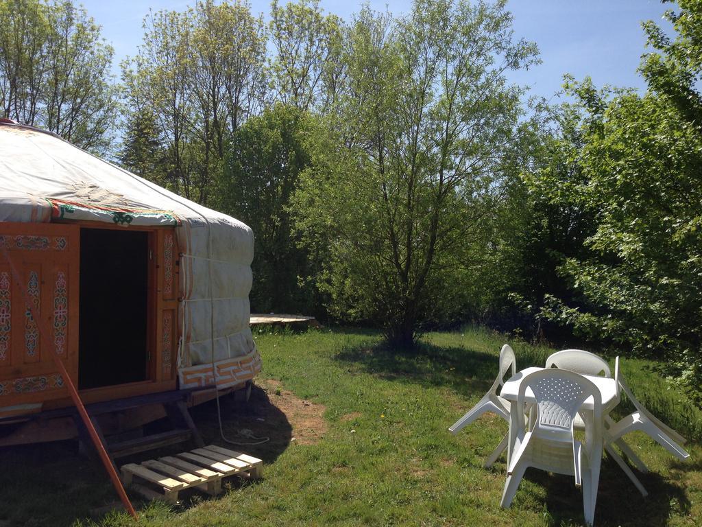 Camping Domaine De Mepillat Saint-Nizier-le-Bouchoux Habitación foto
