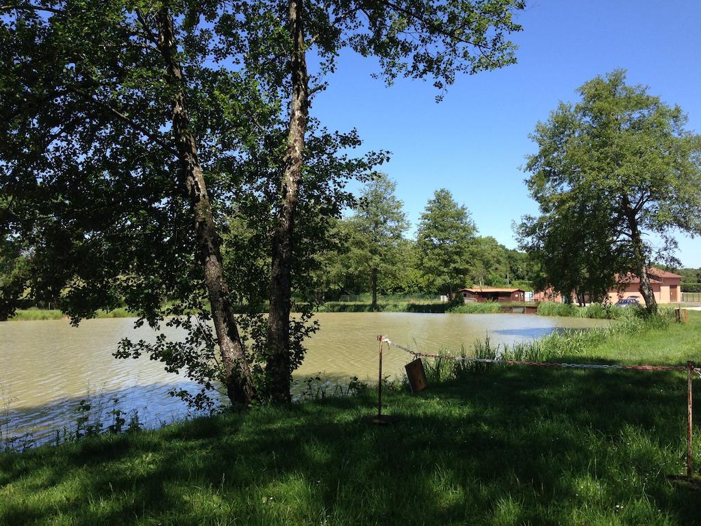 Camping Domaine De Mepillat Saint-Nizier-le-Bouchoux Exterior foto